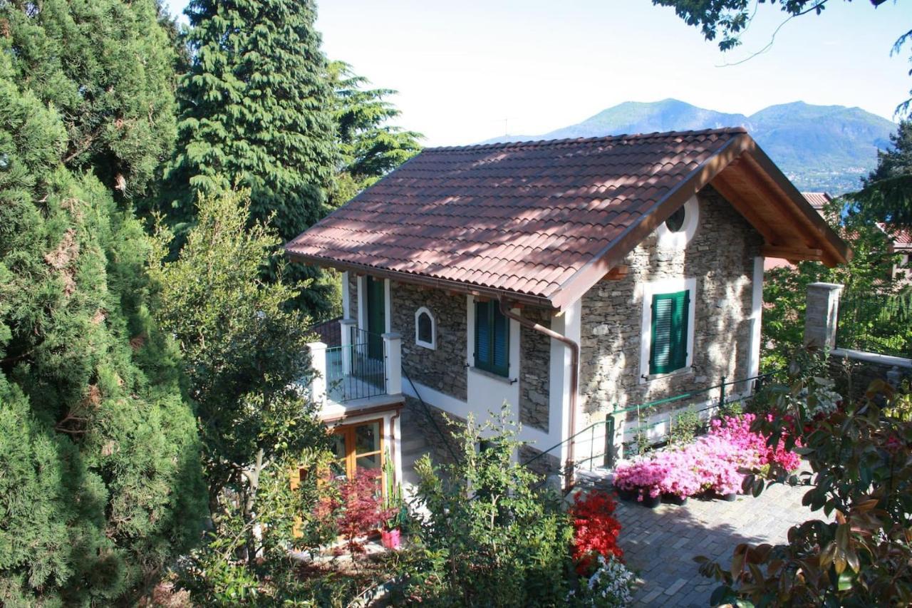 Appartamento La Camelia D'Oro Oggebio Esterno foto